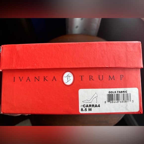 Ivanka Trump High heel leather sole shoes - Picture 2 of 6